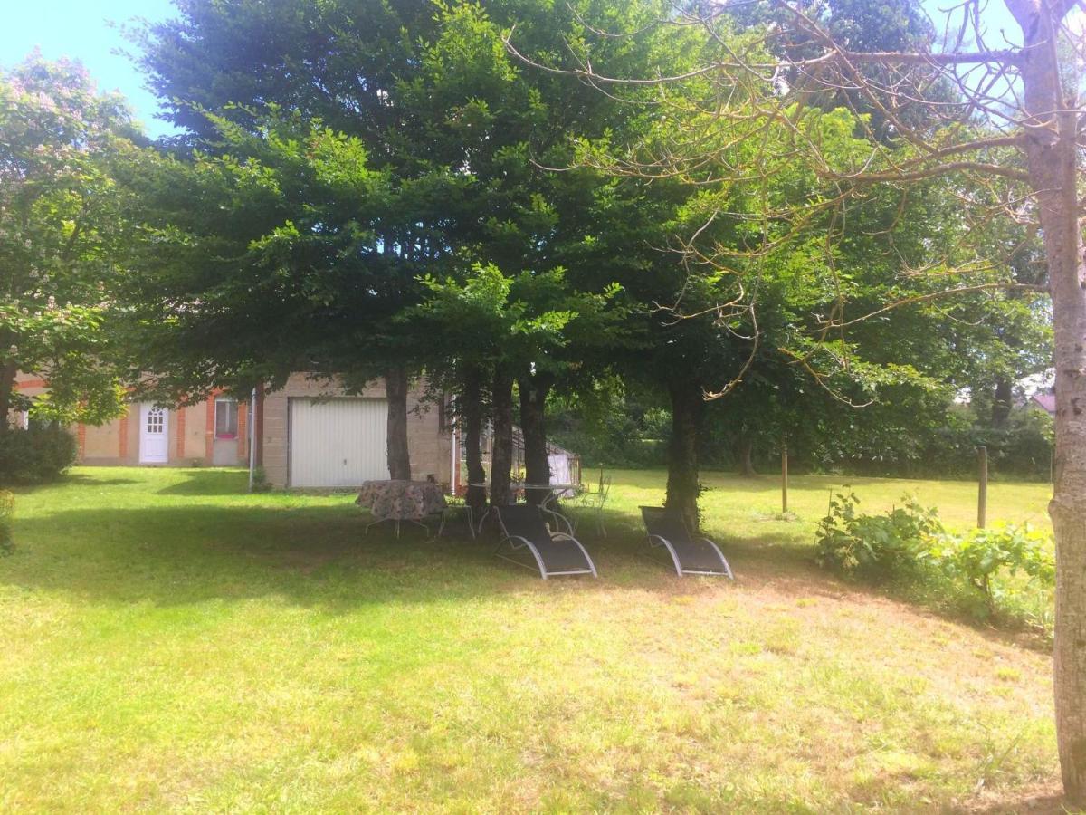 CronatLe Manoir De La Source Au Bord De L'Eurovelo 6住宿加早餐旅馆 外观 照片